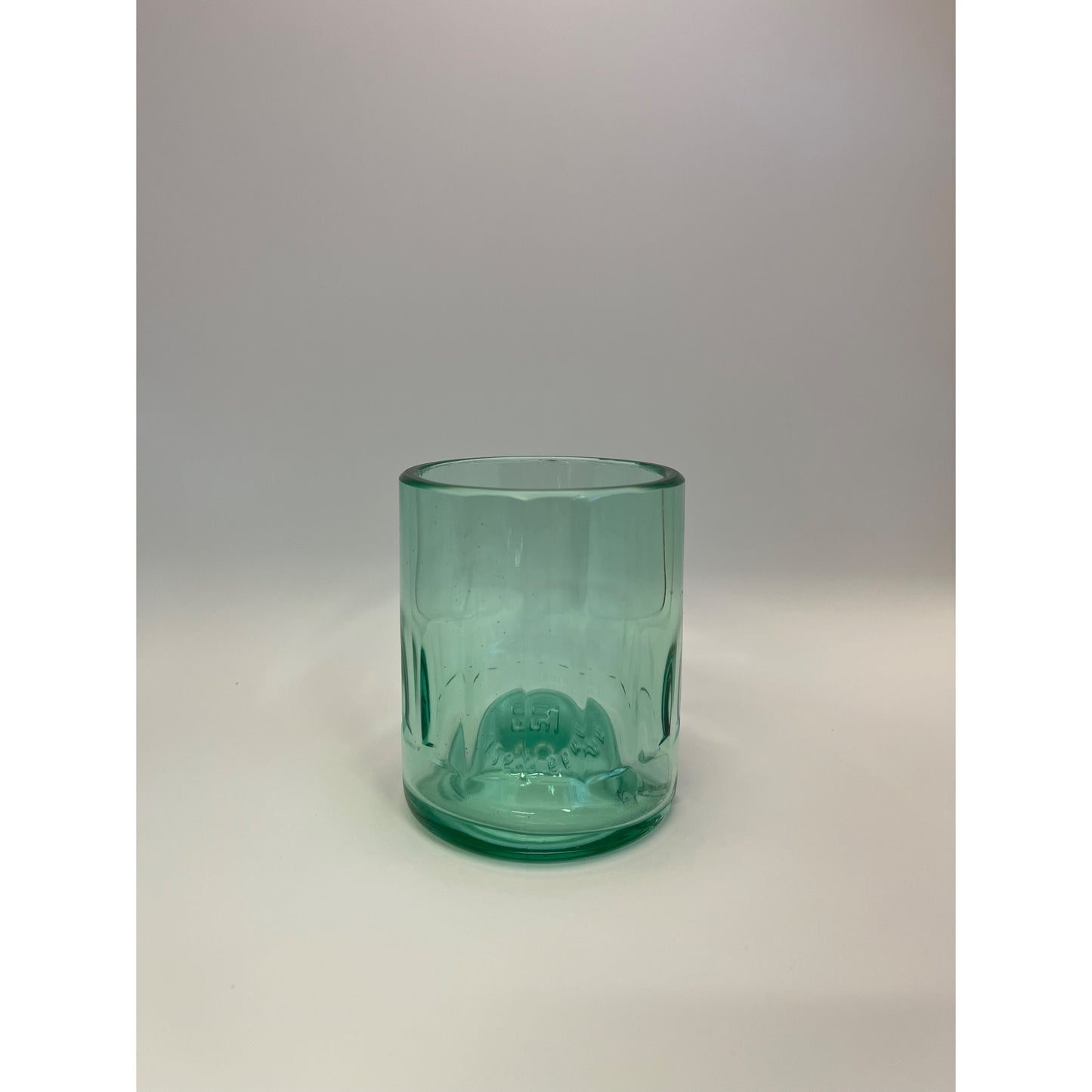 BLACKWOODS GLASS