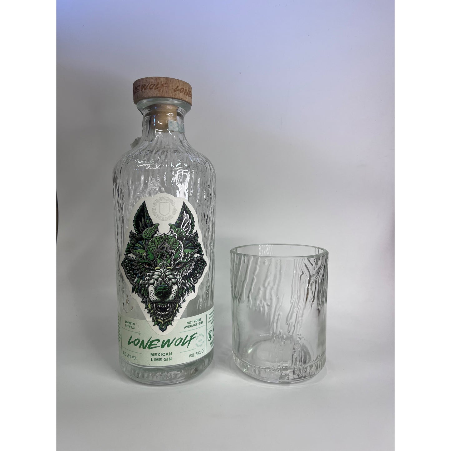WOLF GLASS