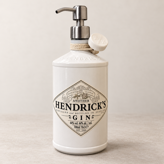 Dispenser Hendrick’s White ricavato da bottiglia
