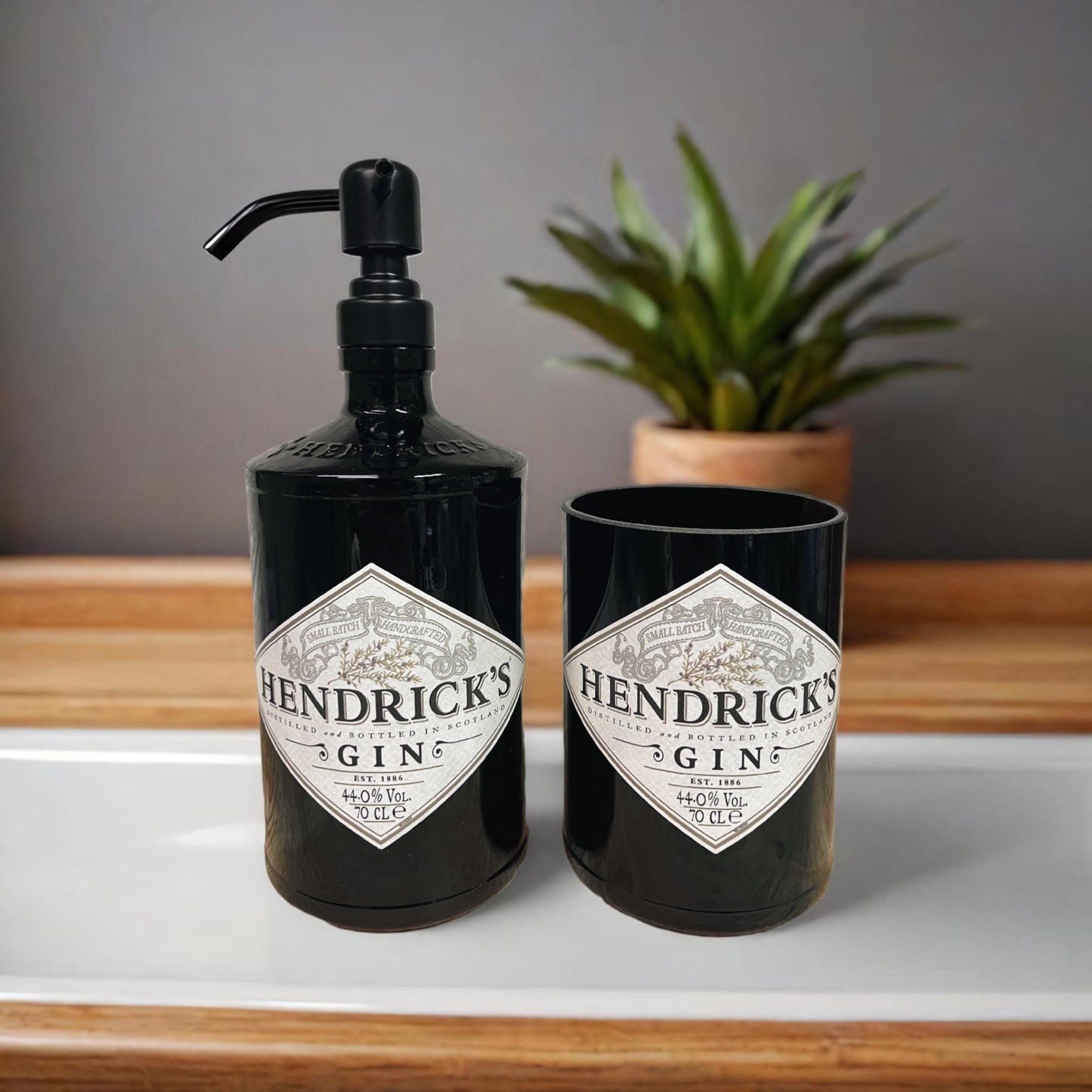 set bagno artigianale gin hendricks dispenser portasapone